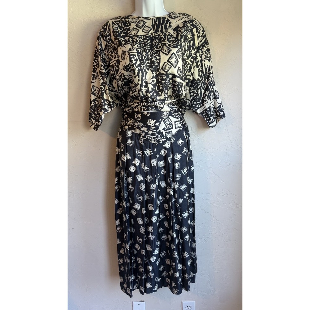 Vintage 1980s Char 100% Silk Top Maxi Skirt Set S Monochrome Art Dolman Basque
